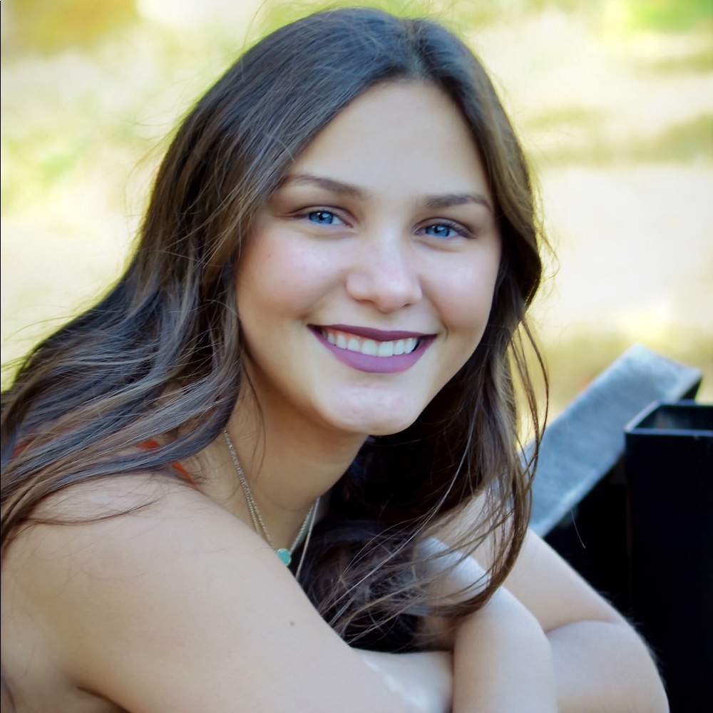 Meet your Posher, Paige